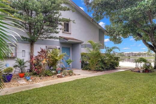 مجمع شقق ﻓﻲ Oakland Park, Broward County