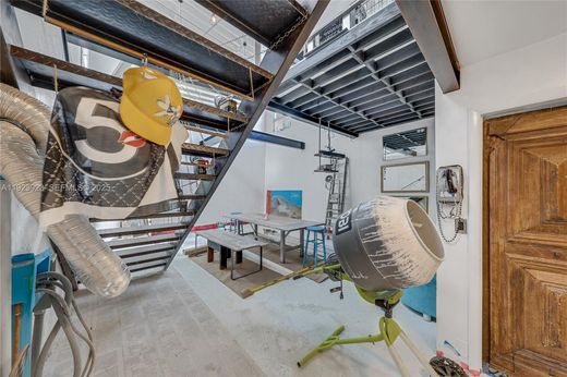 Complesso residenziale a Miami Beach, Miami-Dade County