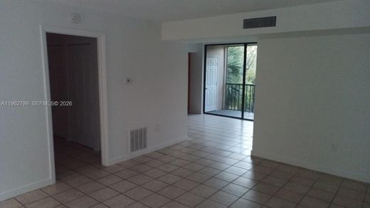 Residential complexes in Miami, Miami-Dade