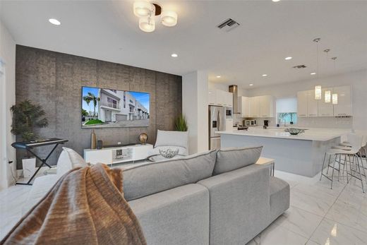 Townhouse in Pompano Beach, Broward County