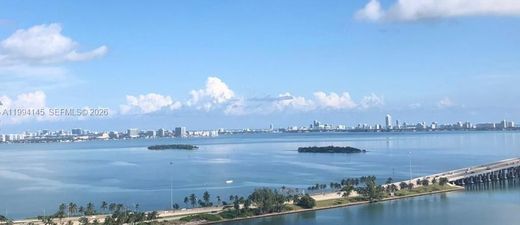 Kamienica w Miami, Miami-Dade County