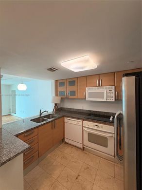 Residential complexes in Miami, Miami-Dade