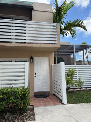 Şehir evi  Miami, Miami-Dade County