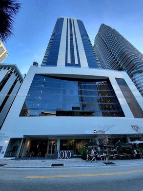 Complesso residenziale a Miami, Miami-Dade County