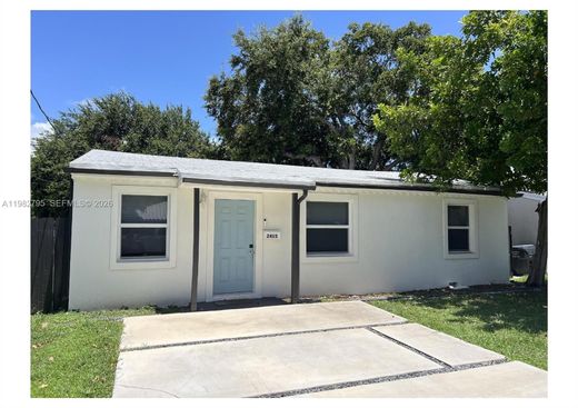 Villa - Hollywood, Broward County