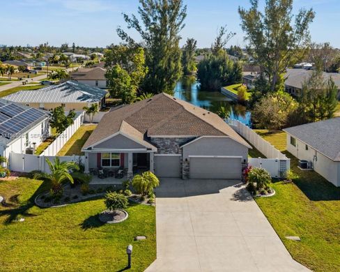 Villa in Cape Coral, Lee County
