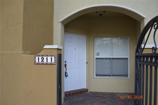Residential complexes in Tamarac, Broward County