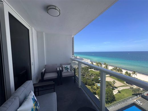 Komplex apartman Hallandale Beach, Broward County