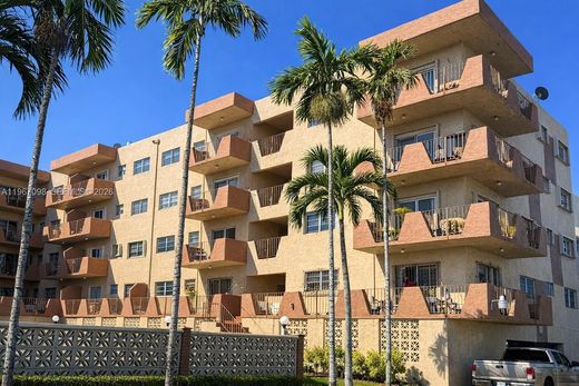 Kamienica w Hialeah, Miami-Dade County