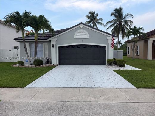 Villa in Pembroke Pines, Broward County