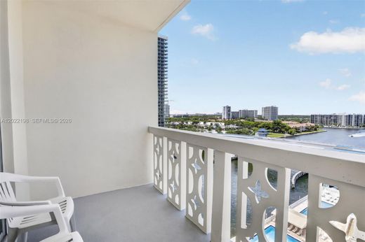 Komplex apartman Hallandale Beach, Broward County