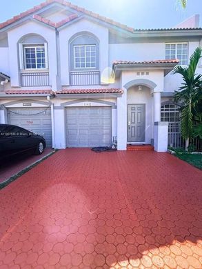 Townhouse in Doral, Miami-Dade
