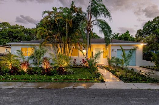 Villa in North Miami, Miami-Dade