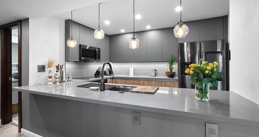 Complexes résidentiels à Sunny Isles Beach, Comté de Miami-Dade