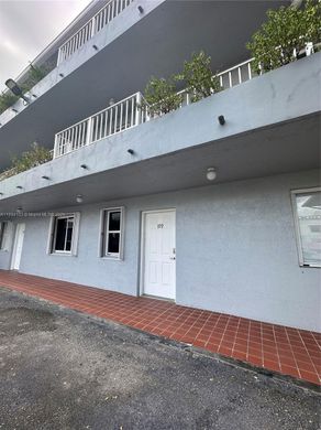 Complesso residenziale a Miami, Miami-Dade County