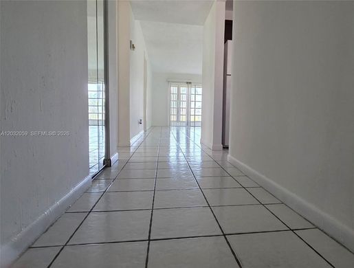 Жилой комплекс, Margate, Broward County