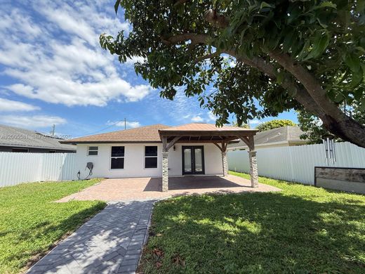 Villa - West Palm Beach, Palm Beach County