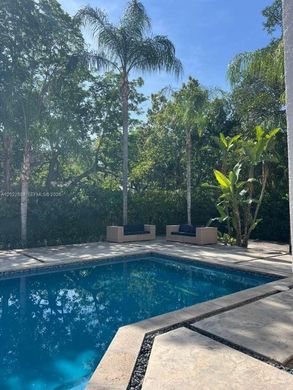 Villa in Palmetto Bay, Miami-Dade