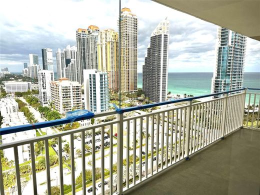 Residential complexes in Sunny Isles Beach, Miami-Dade