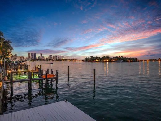 Villa in Miami Beach, Miami-Dade
