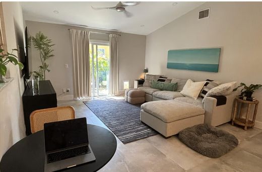 Komplex apartman Aventura, Miami-Dade County