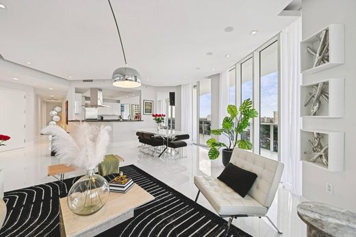 Wohnkomplexe in Aventura, Miami-Dade County