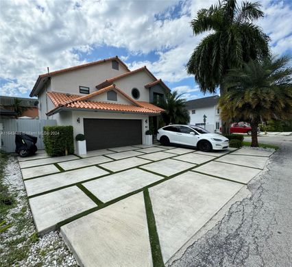 Βίλα σε Hialeah, Miami-Dade County