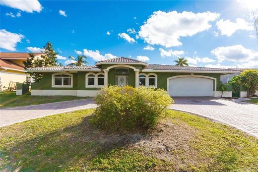 Villa in Pompano Beach, Broward County