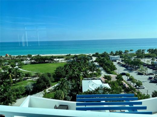 Miami Beach, Miami-Dade Countyのアパートメント・コンプレックス