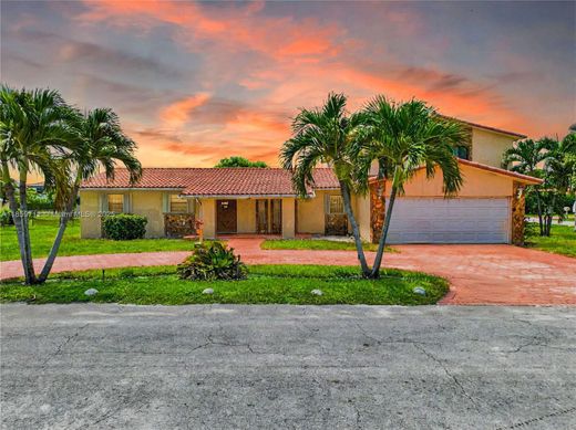 Villa en North Miami, Miami-Dade County