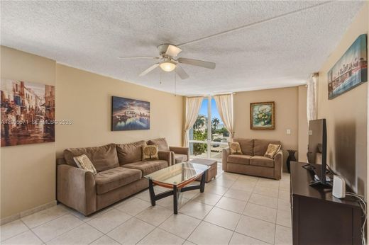 Komplex apartman Hollywood, Broward County
