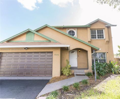 Villa in Hialeah, Miami-Dade County