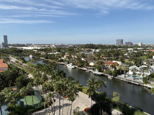 Wohnkomplexe in Aventura, Miami-Dade County