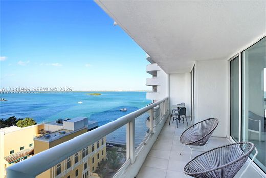 Kamienica w Miami, Miami-Dade County