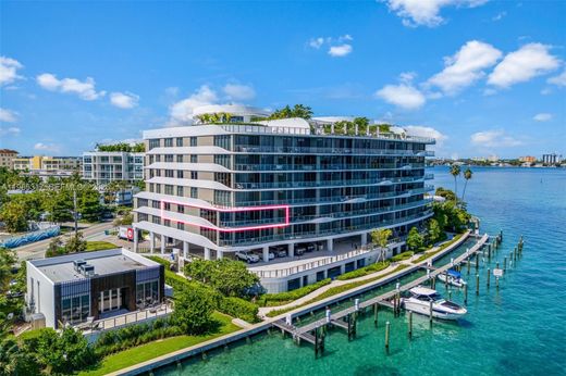 Complesso residenziale a Bay Harbor Islands, Miami-Dade County