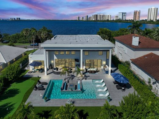 Villa in Riviera Beach, Palm Beach