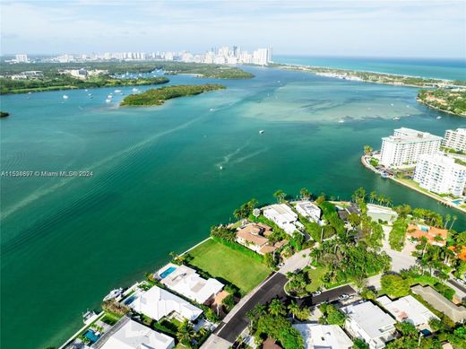 Bay Harbor Islands, Miami-Dade Countyのヴィラ