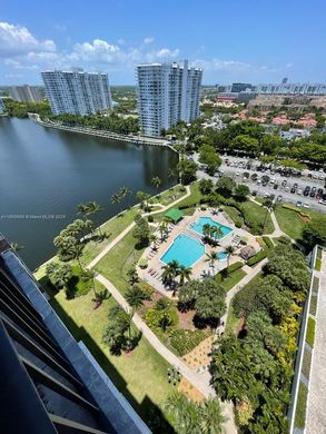 Жилой комплекс, Aventura, Miami-Dade County