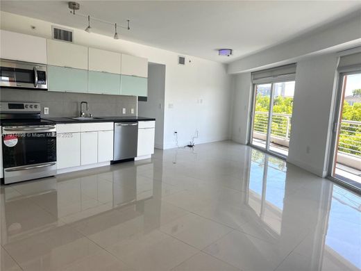 Miami Beach, Miami-Dade Countyのアパートメント・コンプレックス