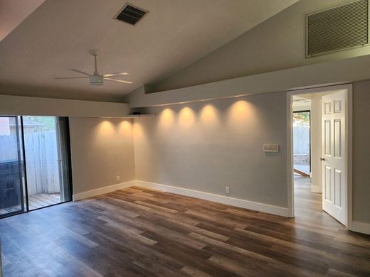 Villa - North Lauderdale, Broward County