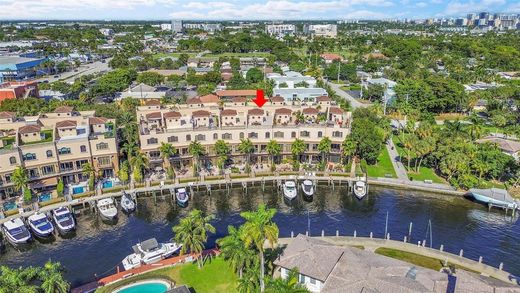 Townhouse in Pompano Beach, Broward County