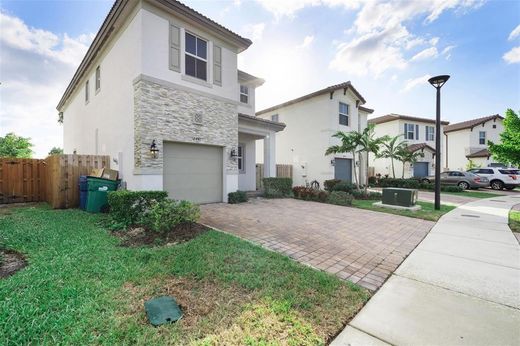 Villa in North Miami, Miami-Dade County