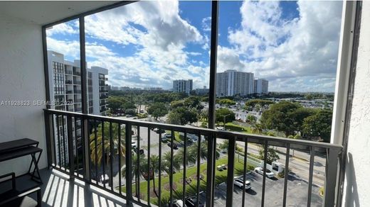 مجمع شقق ﻓﻲ Hallandale Beach, Broward County