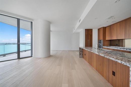 Komplex apartman Miami, Miami-Dade County