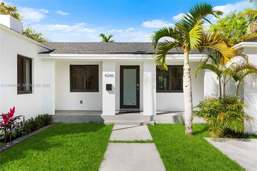 Villa - Miami, Miami-Dade County