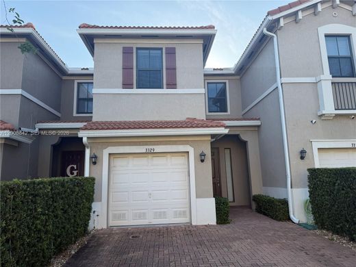 Townhouse in Pompano Beach, Broward County