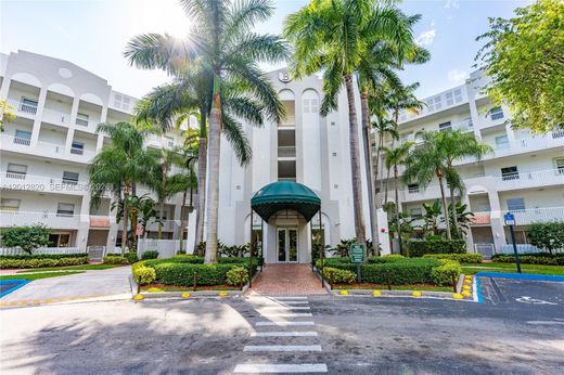 Residential complexes in Doral, Miami-Dade