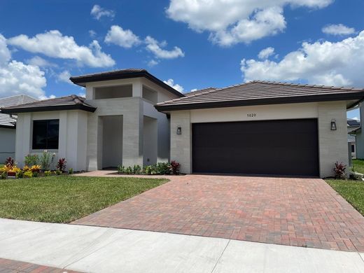 Villa a Ave Maria, Collier County