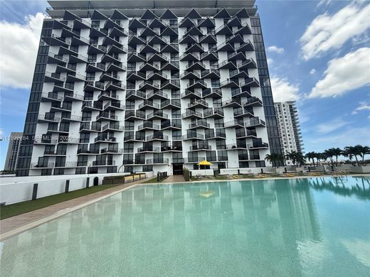 Residential complexes in Doral, Miami-Dade