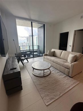 Residential complexes in Miami, Miami-Dade